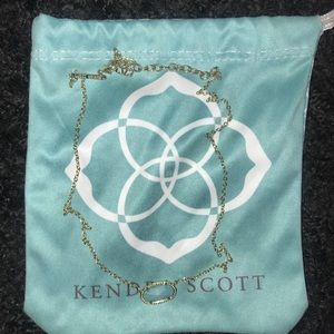 Kendra Scott necklace